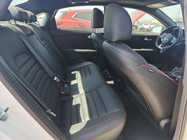 2022 KIA FORTE GT