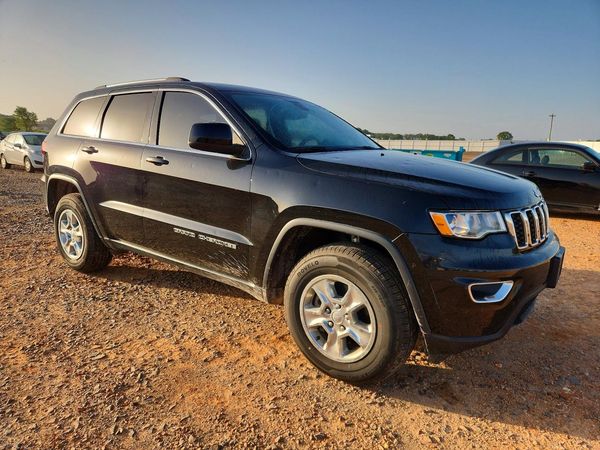 2017 JEEP GRAND CHEROKEE LAREDO 4X4