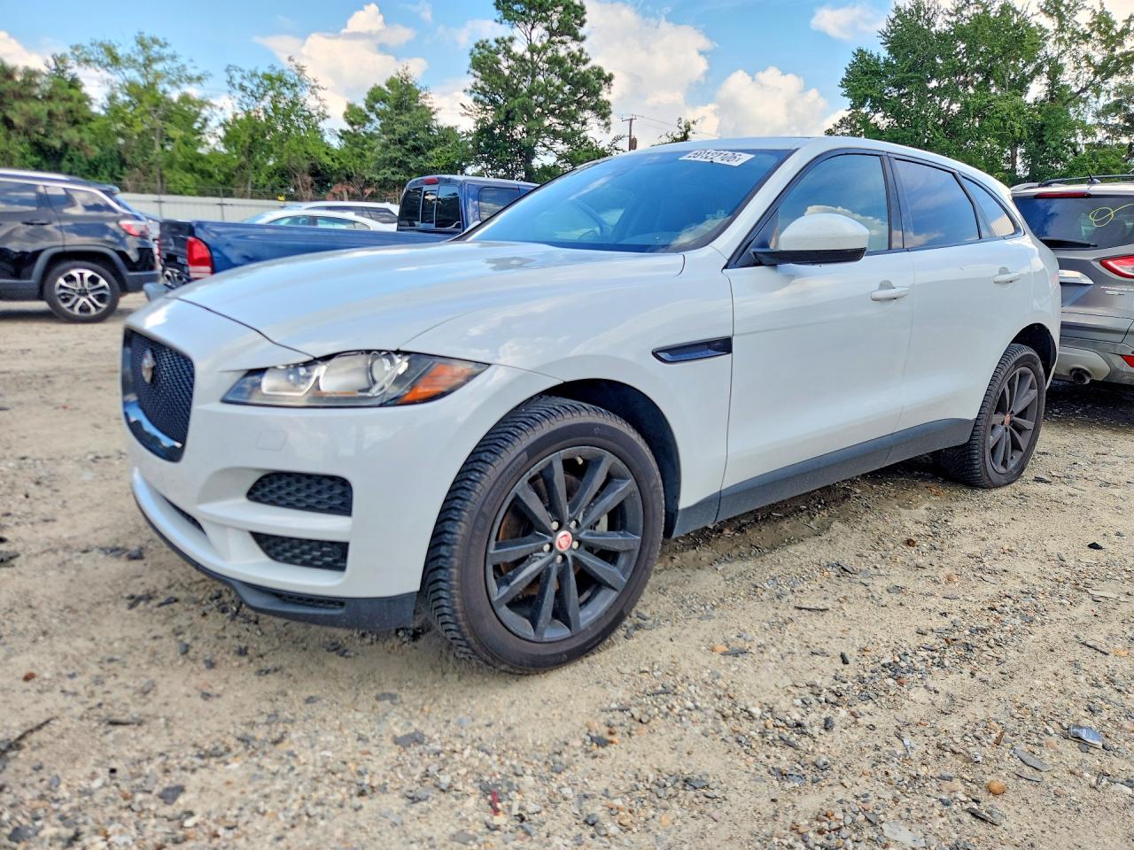 2019 JAGUAR F-PACE Prestige