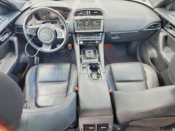 2019 JAGUAR F-PACE Prestige
