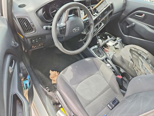 2013 KIA RIO LX