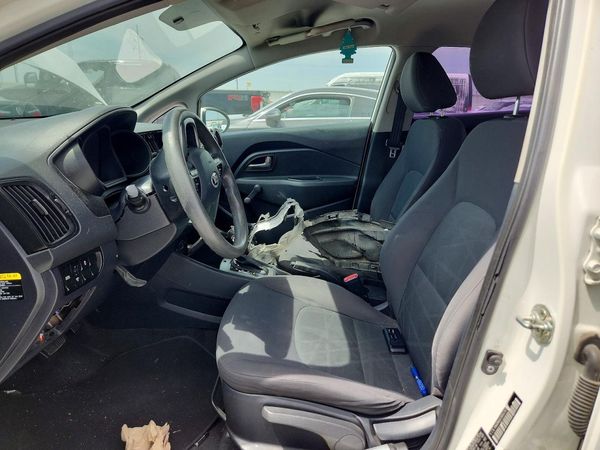 2013 KIA RIO LX