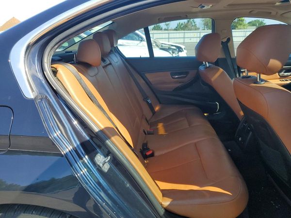 2015 BMW 328