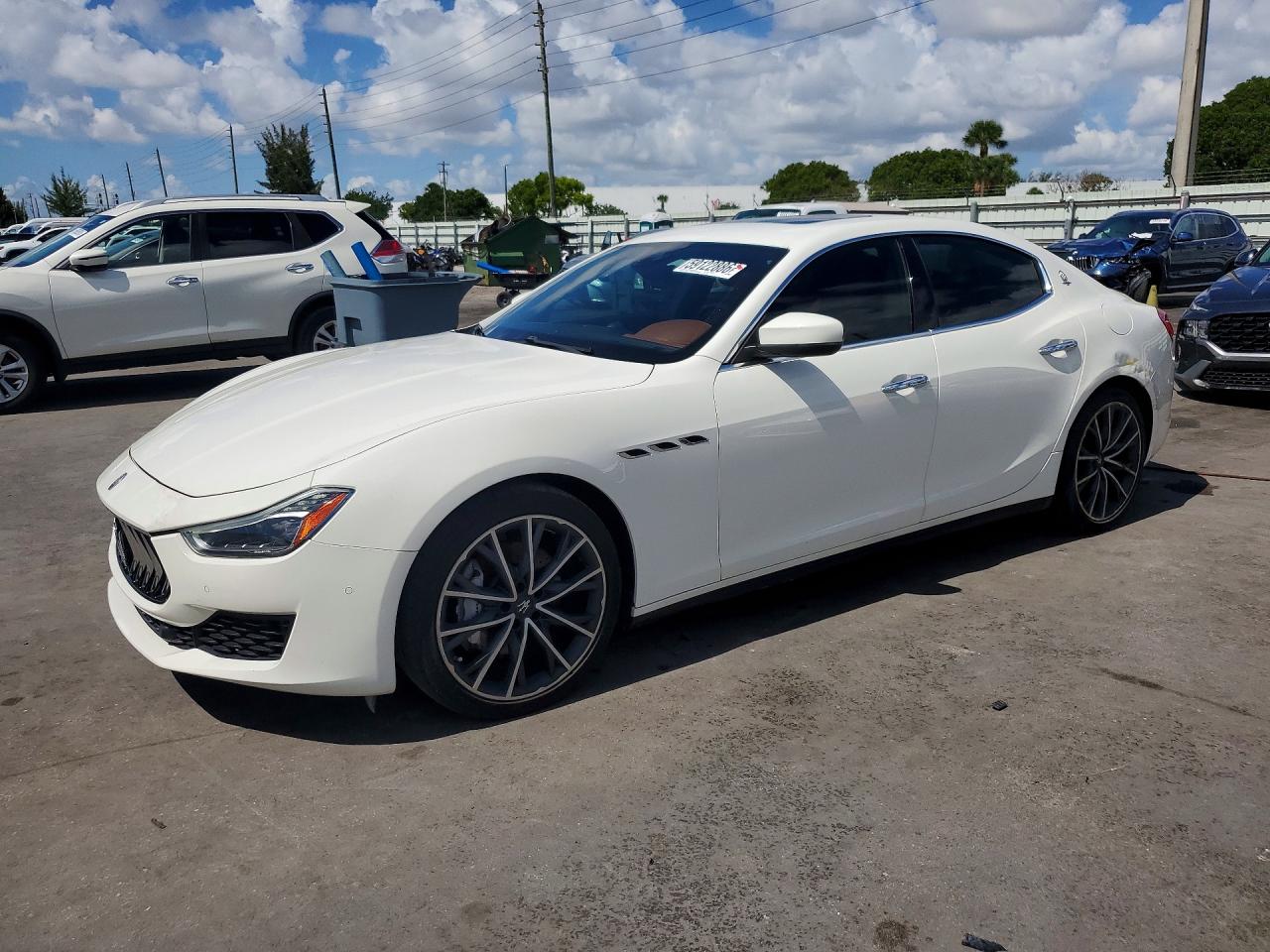 2019 MASERATI GHIBLI