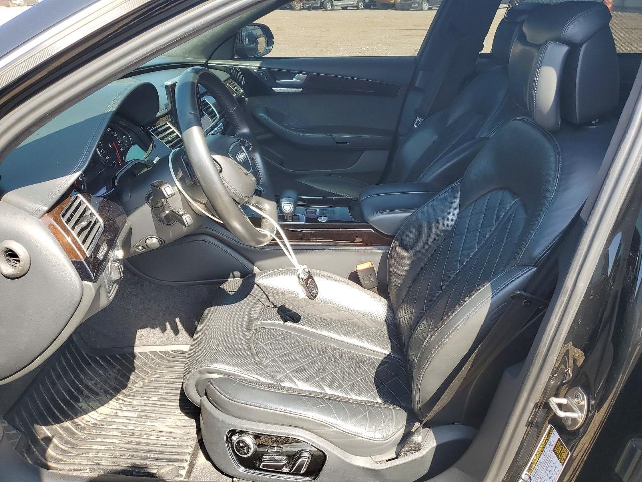 2017 AUDI A8 quattro Sport L