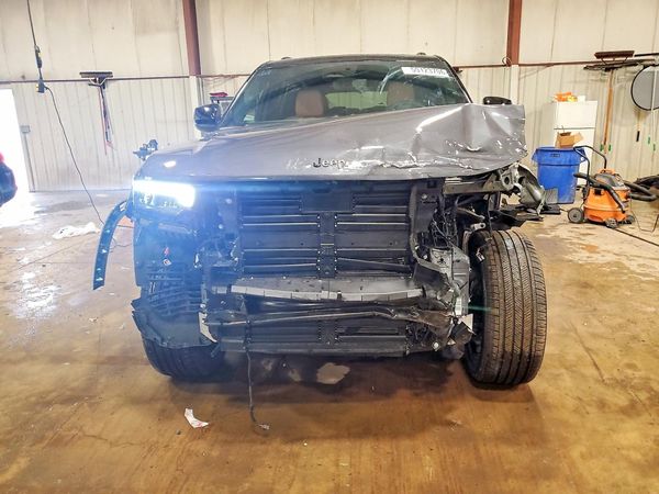2026 JEEP GRAND CHEROKEE Summit