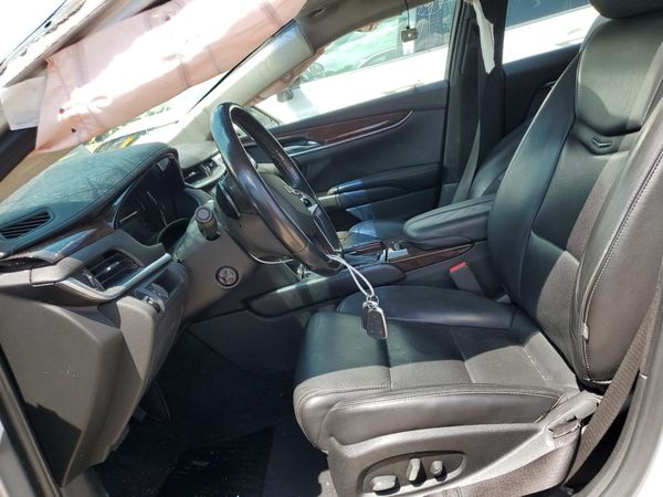 2017 CADILLAC XTS Luxury