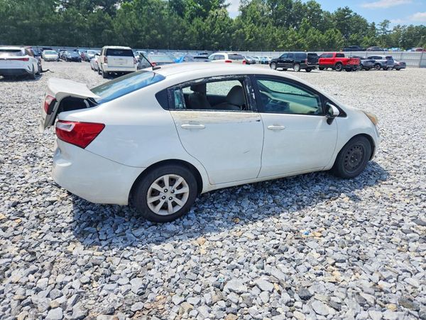 2015 KIA RIO GL - Middle-low