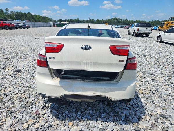 2015 KIA RIO GL - Middle-low