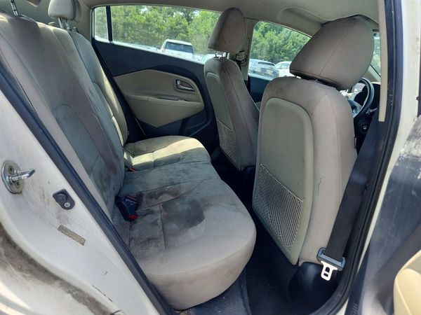 2015 KIA RIO GL - Middle-low