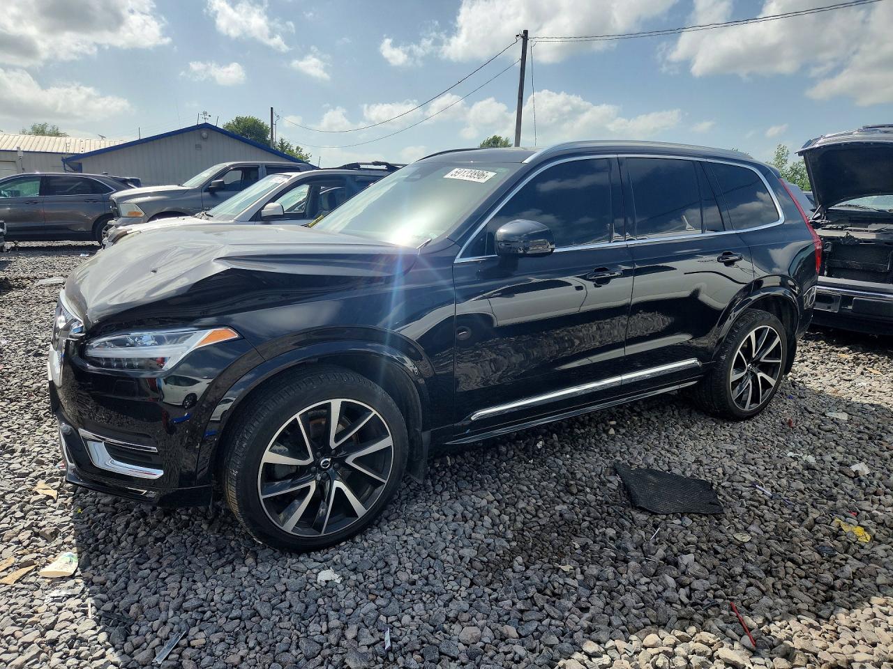 2023 VOLVO XC90