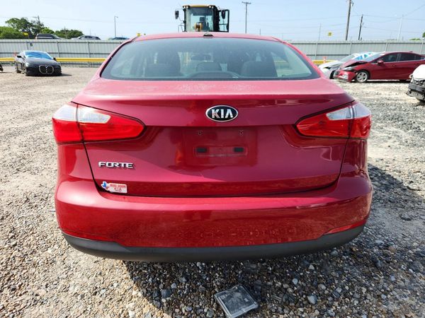 2016 KIA FORTE GL (Middle-Low Grade)