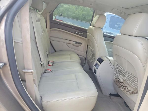 2012 CADILLAC SRX Luxury