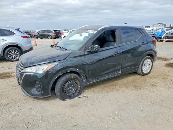 2021 NISSAN KICKS
