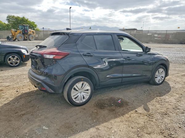 2021 NISSAN KICKS