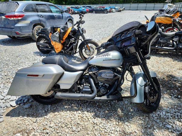 2019 HARLEY-DAVIDSON FLHXS