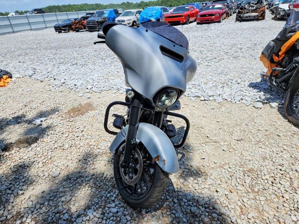 2019 HARLEY-DAVIDSON FLHXS