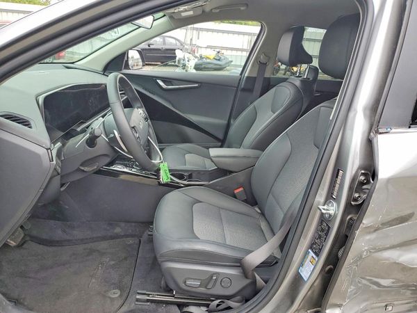 2024 KIA NIRO Wind