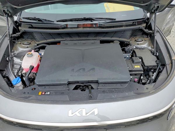 2024 KIA NIRO Wind