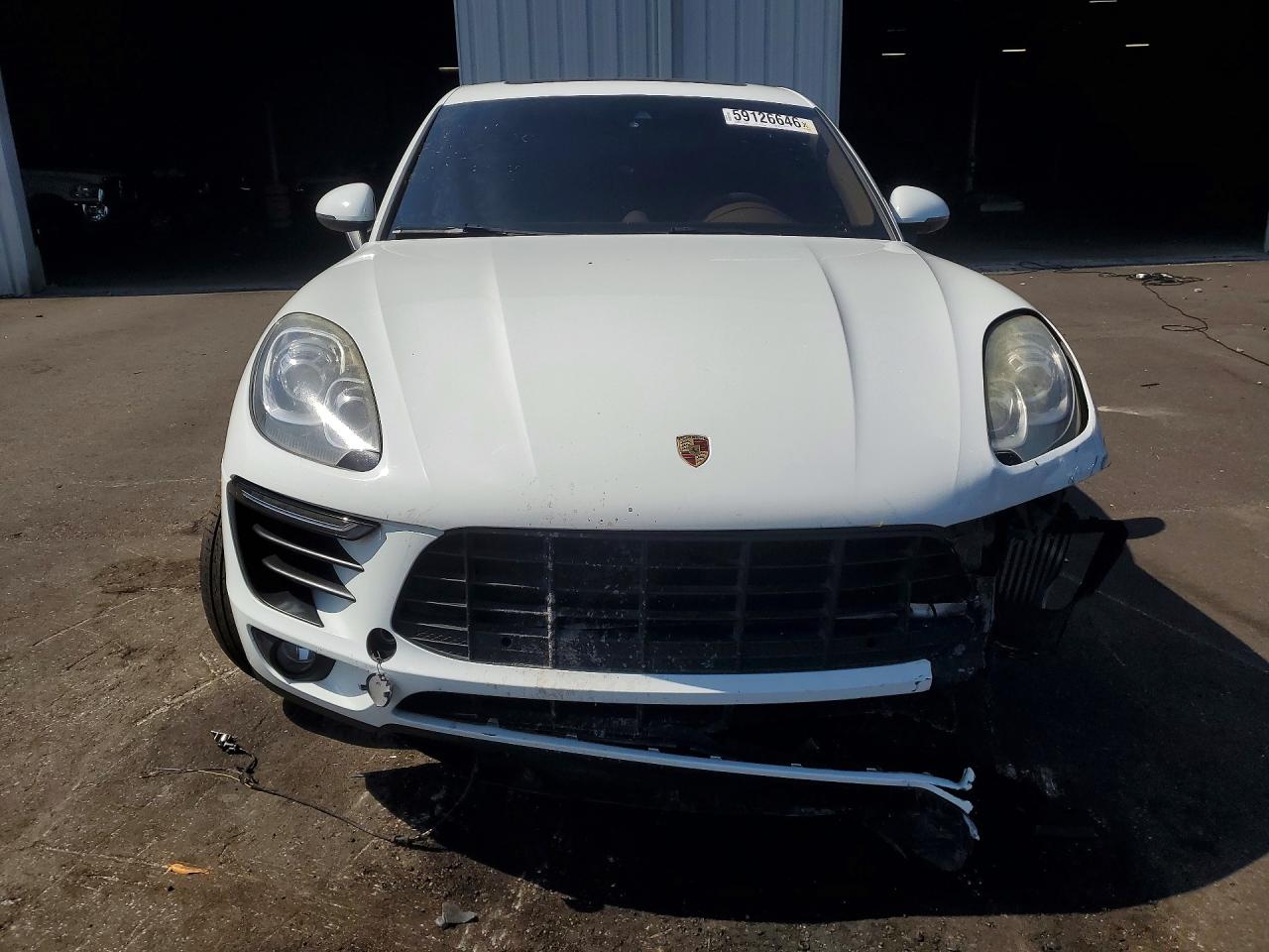 2015 PORSCHE MACAN