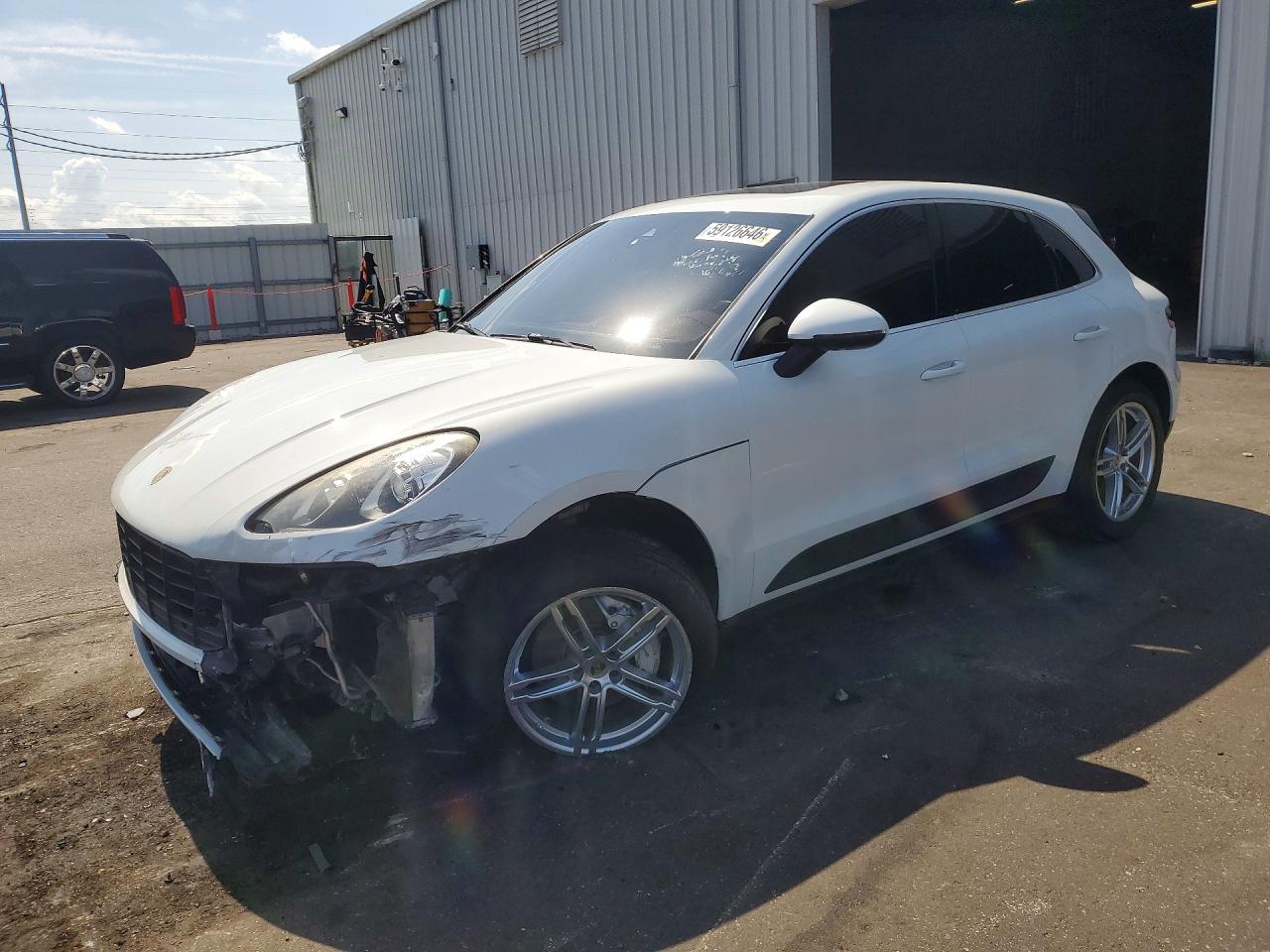 2015 PORSCHE MACAN
