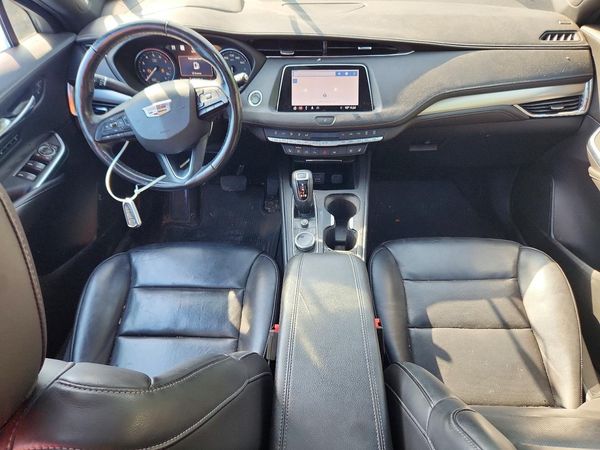 2019 CADILLAC XT4 Premium Luxury