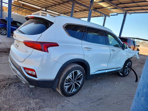 2019 HYUNDAI SANTA FE Limited, Ultimate