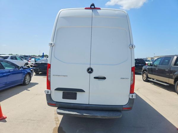 2020 MERCEDES-BENZ SPRINTER 907 (VS30)