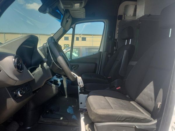 2020 MERCEDES-BENZ SPRINTER 907 (VS30)