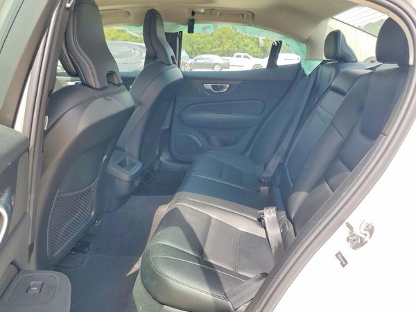 2024 VOLVO S60 Core