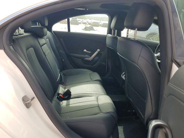2025 MERCEDES-BENZ CLA