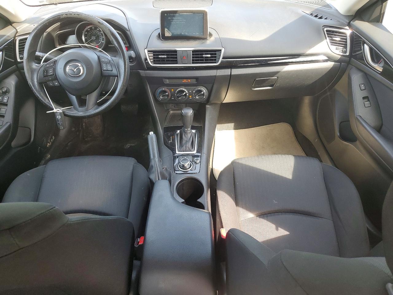 2016 MAZDA 3 SV/Base