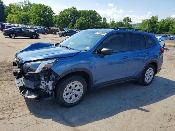2022 SUBARU FORESTER