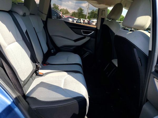 2022 SUBARU FORESTER Base Plus