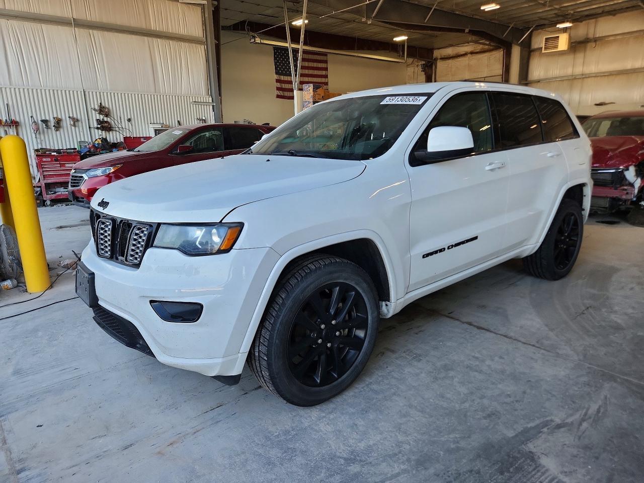 2019 JEEP GRAND CHEROKEE LAREDO 4X4