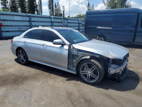 2017 MERCEDES-BENZ E E300