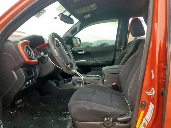 2016 TOYOTA TACOMA