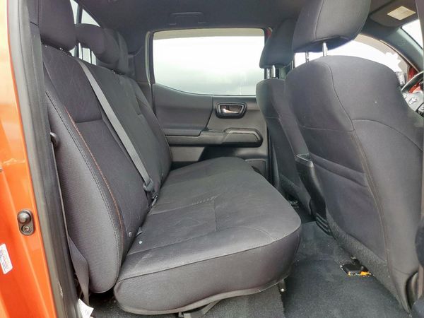 2016 TOYOTA TACOMA