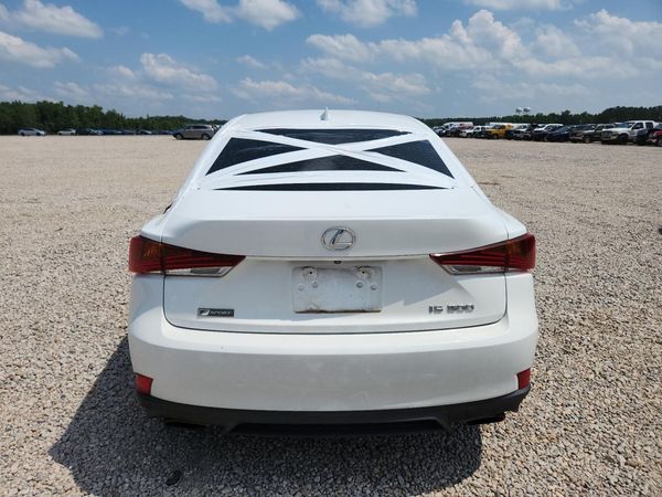 2018 LEXUS IS 300