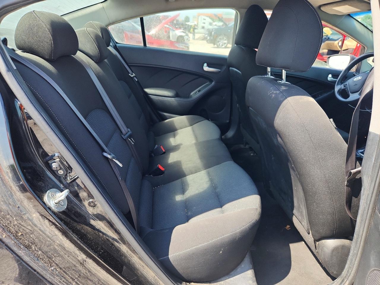 2017 KIA FORTE LX Base