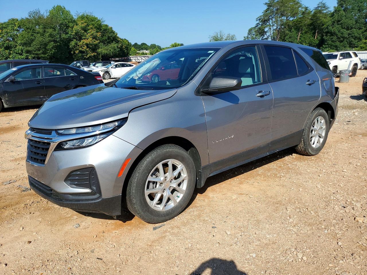 2023 CHEVROLET EQUINOX LS