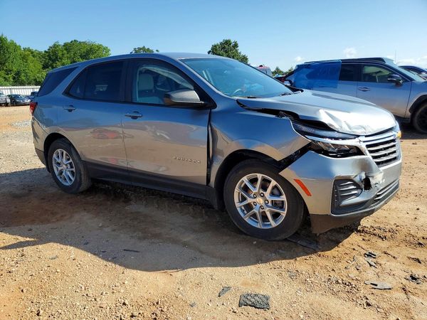 2023 CHEVROLET EQUINOX LS