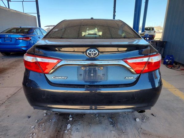 2015 TOYOTA CAMRY
