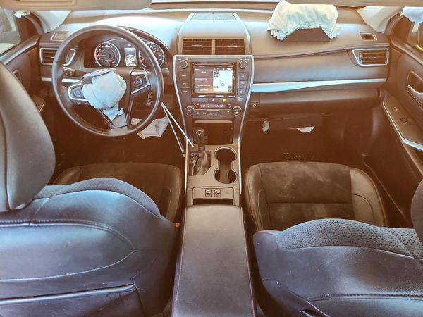2015 TOYOTA CAMRY