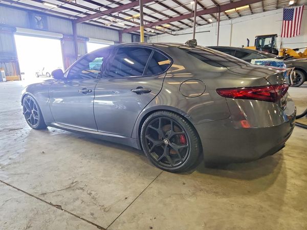 2019 ALFA ROMEO GIULIA RWD