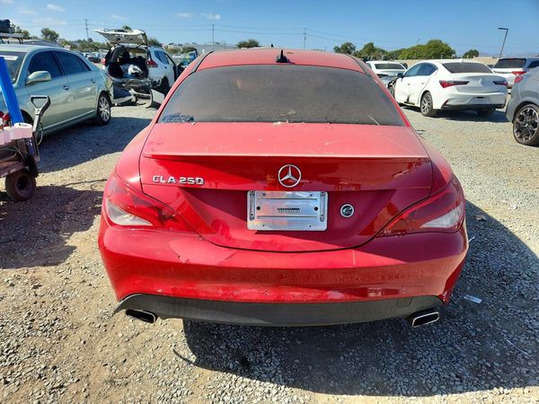 2015 MERCEDES-BENZ CLA CLA250