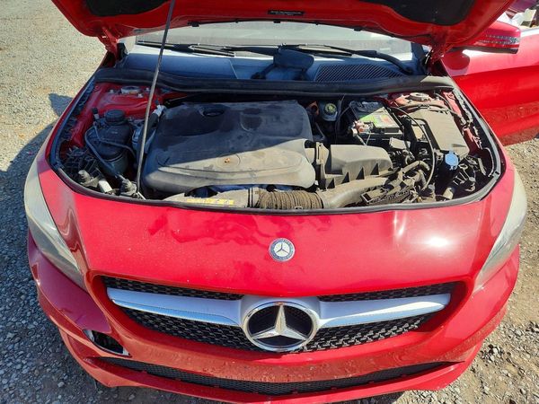 2015 MERCEDES-BENZ CLA CLA250