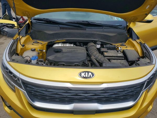 2021 KIA SELTOS SX
