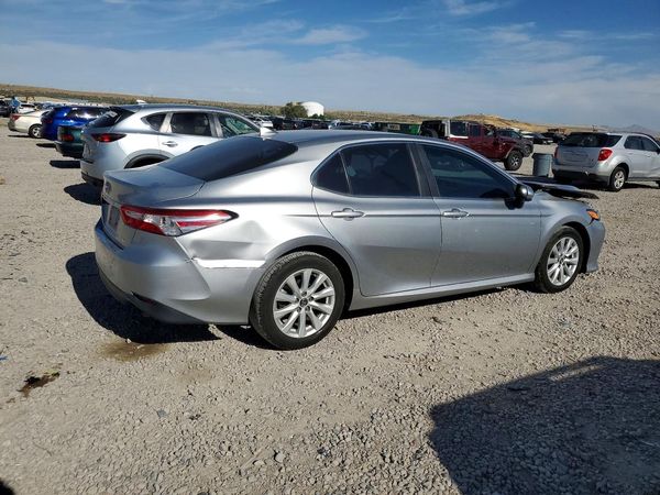 2020 TOYOTA CAMRY LE — PSRA