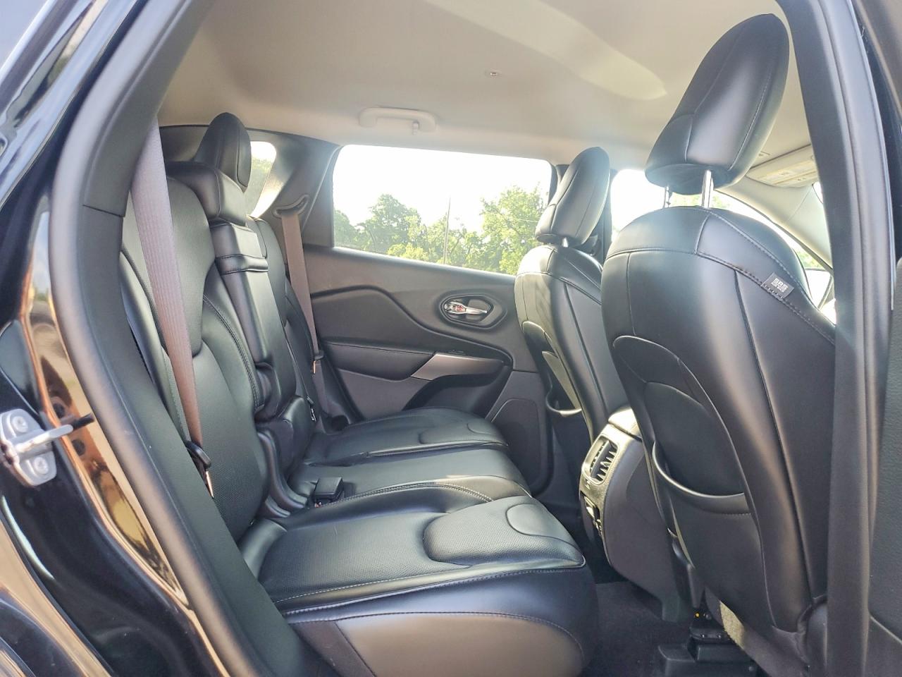 2019 JEEP CHEROKEE LIMITED 4X4